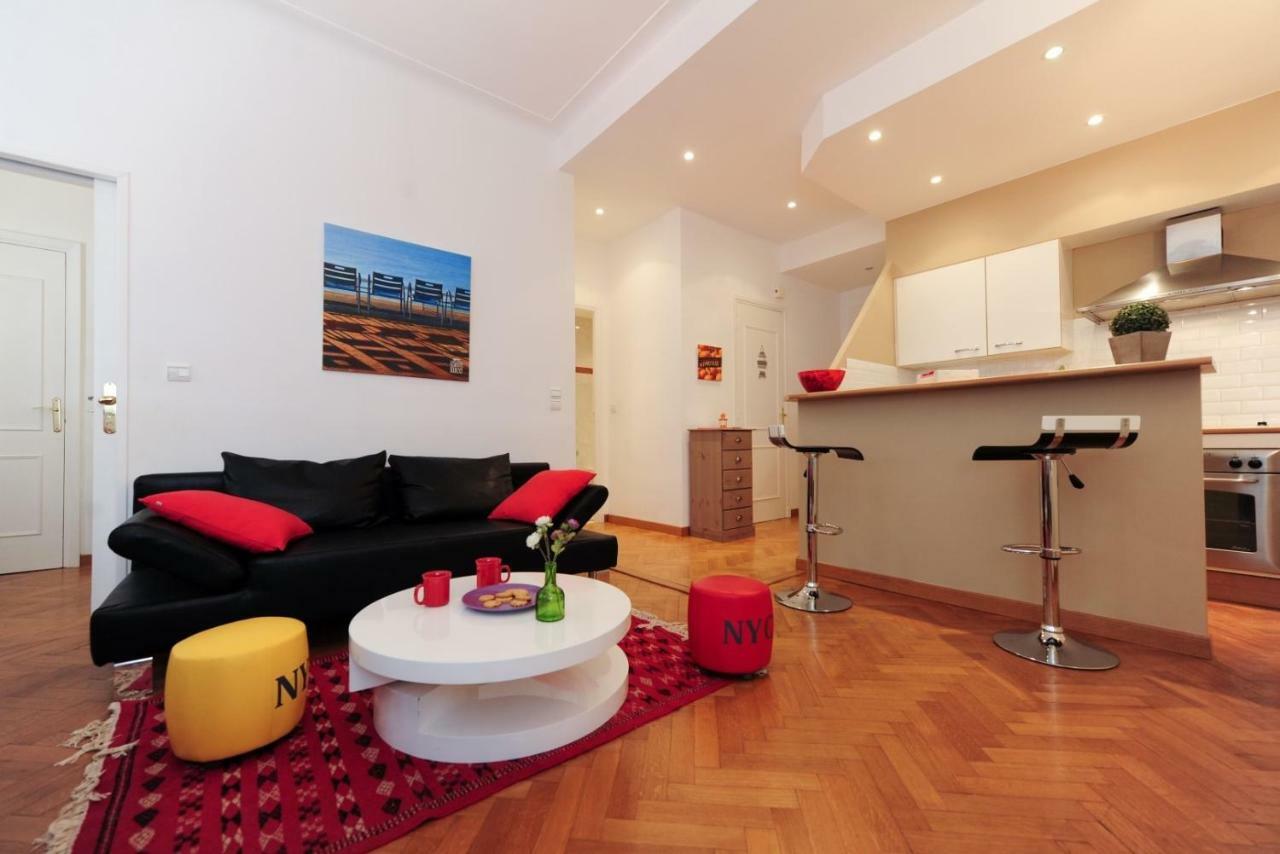 Le Savoy Palace - Five Stars House Nizza