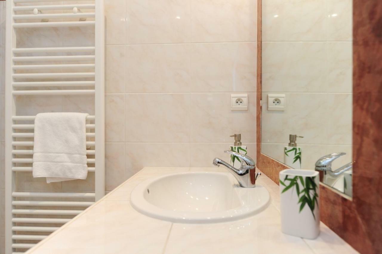 Le Savoy Palace - Five Stars House Appartamento