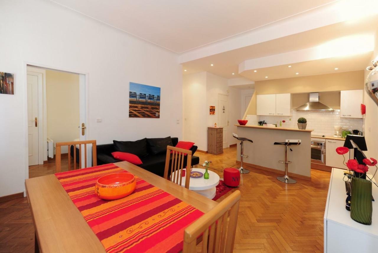 Le Savoy Palace - Five Stars House Appartamento *